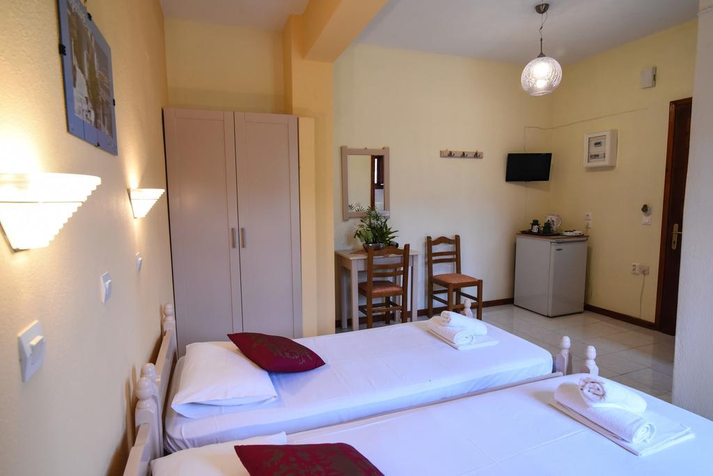 Studios Filippos Skopelos Chambre photo