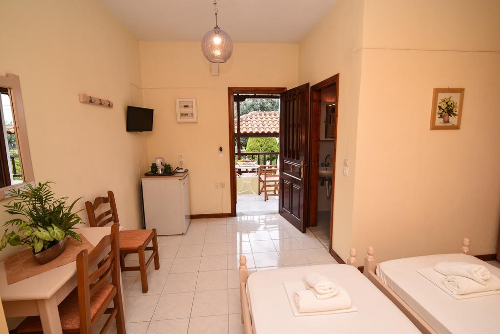 Studios Filippos Skopelos Chambre photo